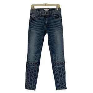 MM Vintage Embroidered Ankle Jean